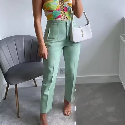 Hose mit hoher Taille und Bundfalten