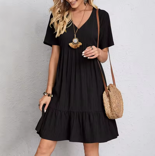 Locker fallendes Kleid mit V-Ausschnitt