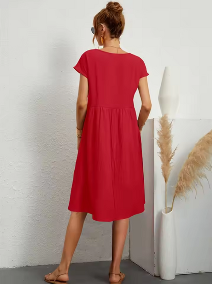 Gerades Kleid mit Rundhalsausschnitt